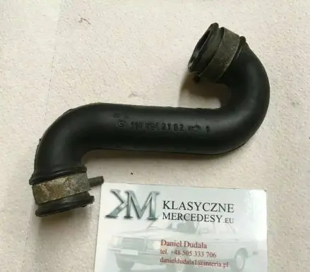 Mercedes-Benz 280 450 W116 Breather hose/pipe 1100942182