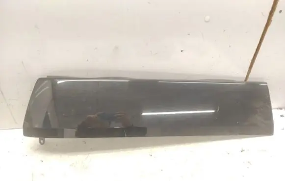 Mazda 5 Sliding door trim (molding) 