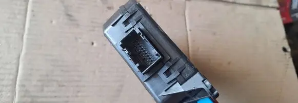 Alfa Romeo 159 Door control unit/module Npgl2gsx939 50510085