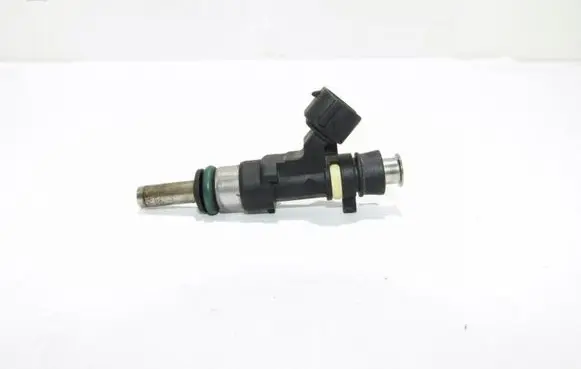 Fuel injector