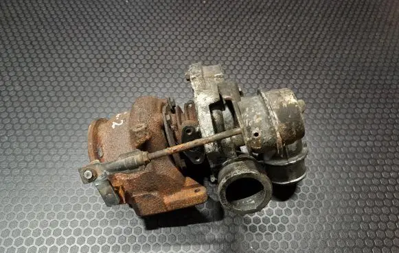 Mercedes-Benz Vito Viano W639 Turbo 6110961399 7153841