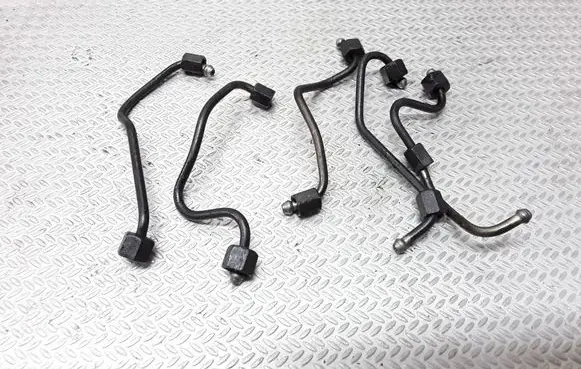 Peugeot 206 Fuel injector supply line/pipe 
