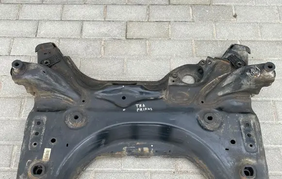 Peugeot Traveller Front subframe 30012402 9839405080