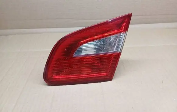 Skoda Superb B6 (3T) Tailgate rear/tail lights 3T5945094