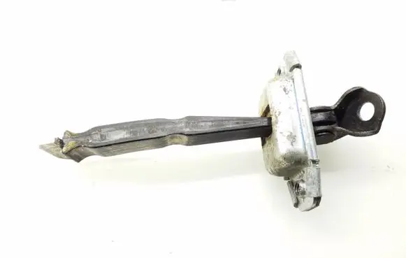 KIA Ceed Rear door check strap stopper