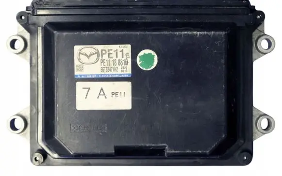 Mazda 6 Engine control unit/module PE1118881E