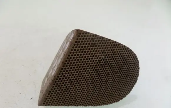 Rear door speaker