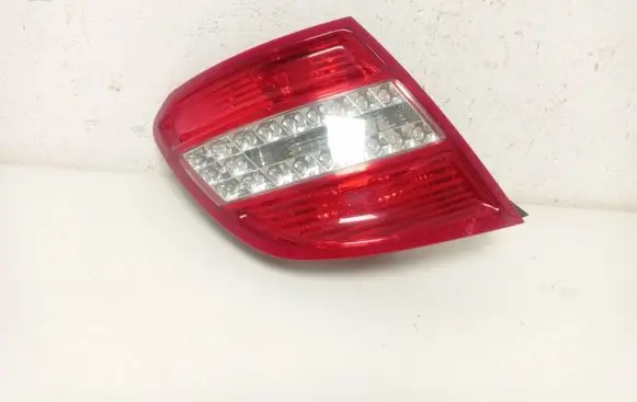 Mercedes-Benz C W204 Rear/tail lights A2048203964