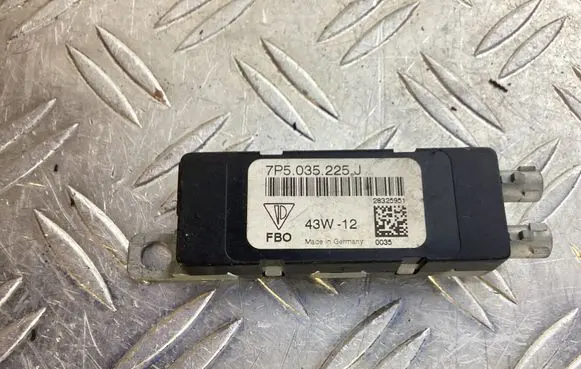 Porsche Cayenne (92A) Aerial antenna amplifier 7P5035225J