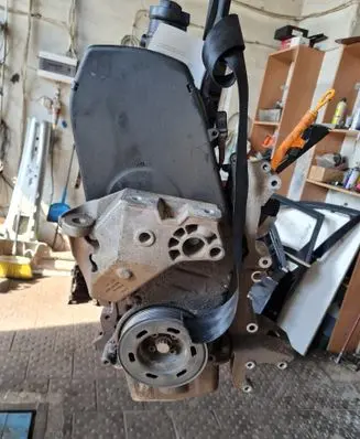 Volkswagen Golf IV Engine AKL