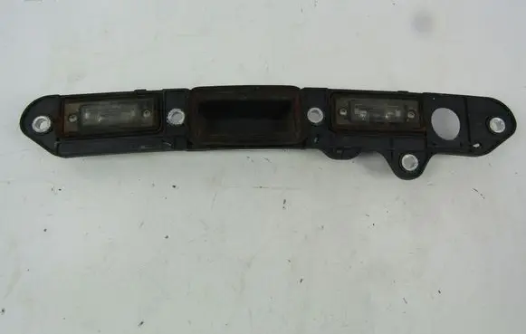 Volkswagen PASSAT B5.5 Tailgate/trunk/boot exterior handle 