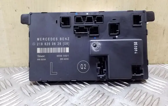 Mercedes-Benz CLS C219 Door control unit/module 2198200626 00005021