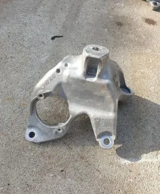 Audi A4 S4 B9 Engine mounting bracket 4M0199307BG