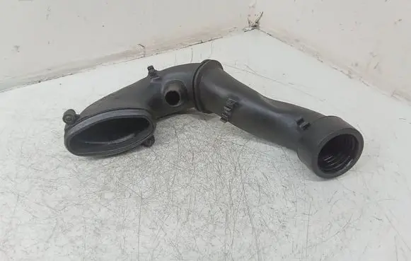BMW 7 E65 E66 Turbo air intake inlet pipe/hose 7794172 58300015 446237604