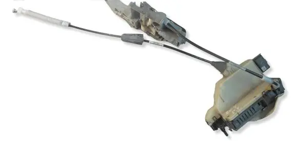 Peugeot 208 I Front door lock 9688079980