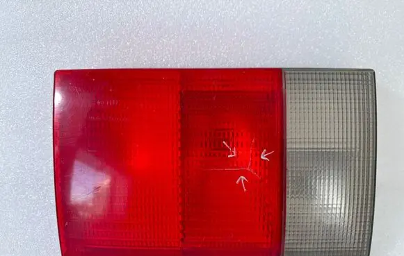 Audi A6 S6 C4 4A Tailgate rear/tail lights 4A0945093