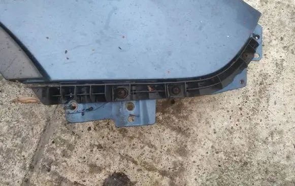 Subaru B9 Tribeca Front bumper mounting bracket