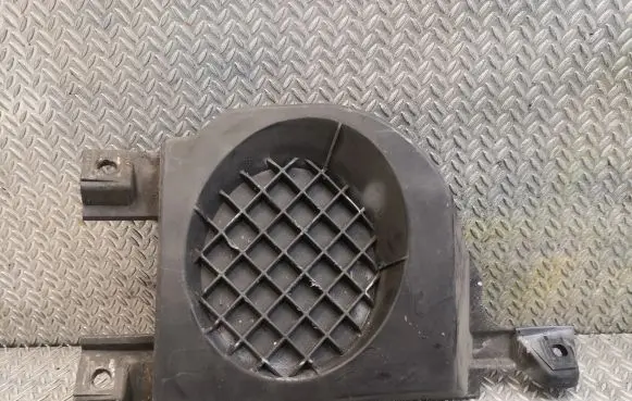 BMW 1 E81 E87 Front grill 7058461
