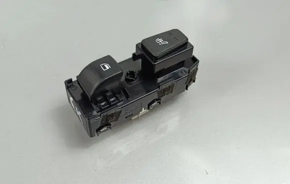 KIA Sportage Seat heating switch 93581R2040