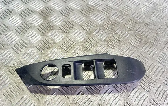 Mazda 6 Front door window switch trim GHP9684L6