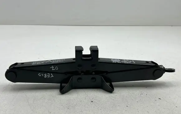 Toyota Yaris Lift Jack 