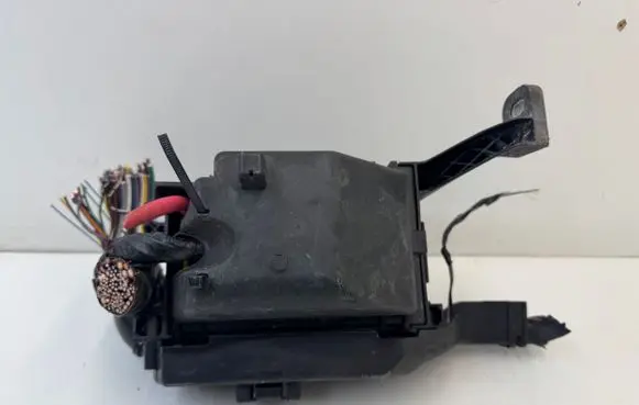 Jaguar F-Pace Fuse module GX7314A076DA