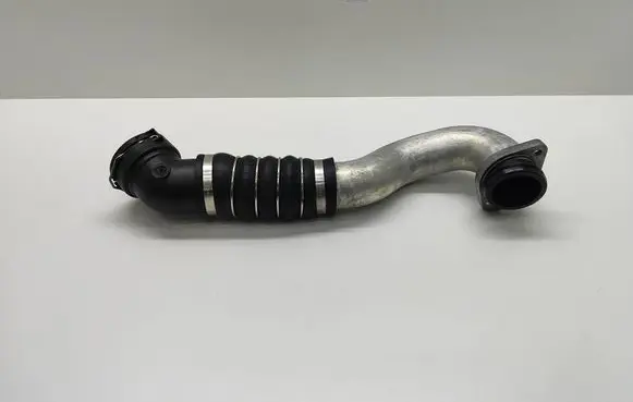 BMW 5 E60 E61 Intercooler hose/pipe 7789875 7801222 780122201