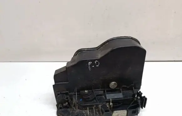 BMW 5 E60 E61 Front door lock 7202146
