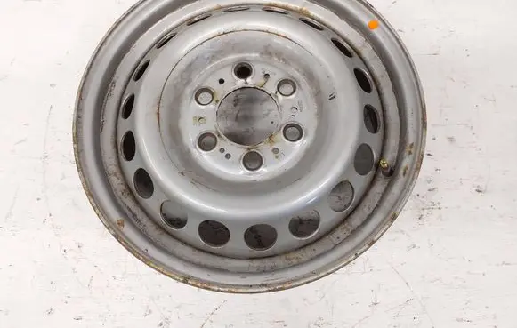 Mercedes-Benz Sprinter W907 W910 R16 steel rim A9104011200