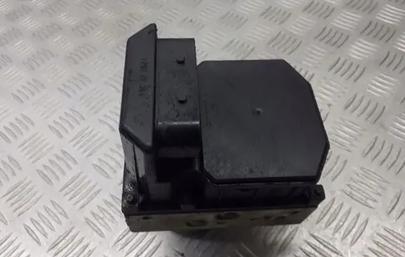 Skoda Fabia Mk1 (6Y) ABS Pump