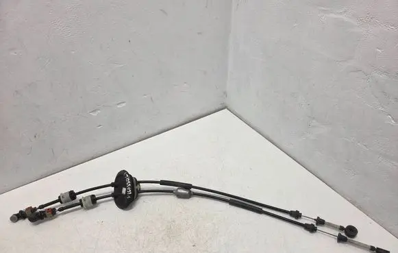 Citroen C3 Picasso Gear shift cable linkage 9811778780