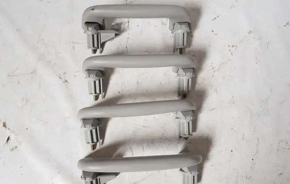 Toyota Avensis T250 Front interior roof grab handle