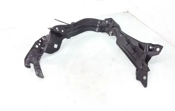 Mercedes-Benz C W203 Side radiator support slam panel 