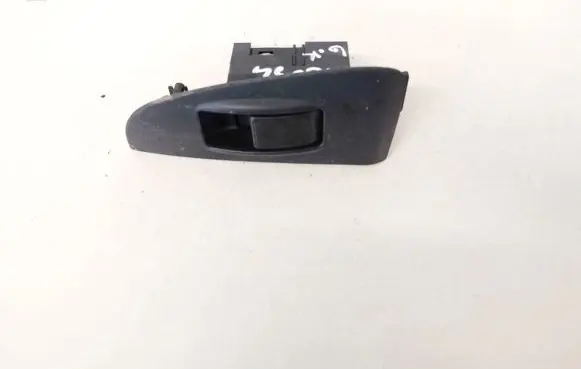Toyota Avensis T250 Electric window control switch 7427205020 74272-05020