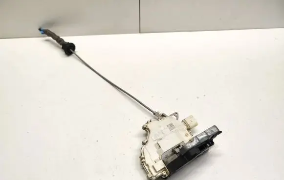 Audi Q7 4M Rear door lock 4G0839016C