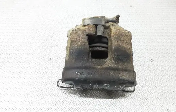 Mercedes-Benz CLK A208 C208 Front brake caliper 5725288