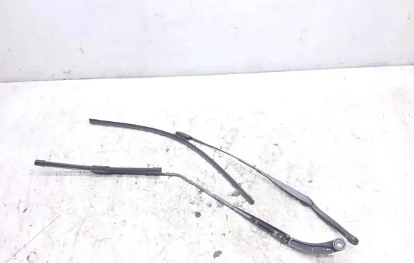 Renault Captur Windshield/front glass wiper blade 288812365R 288866528R
