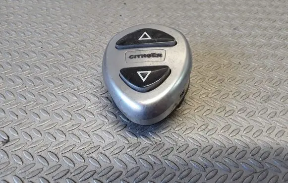 Citroen C5 Suspension ride height/mode switch 9633261277