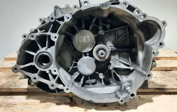 Volvo V70 Manual 6 speed gearbox 9G9R7002MA RFCG9R7F097CF