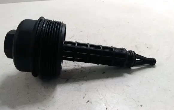 BMW 3 E46 Oil filter cover 6740326119