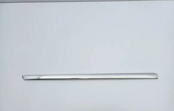 Volkswagen PASSAT B5 Rear side glass trim 