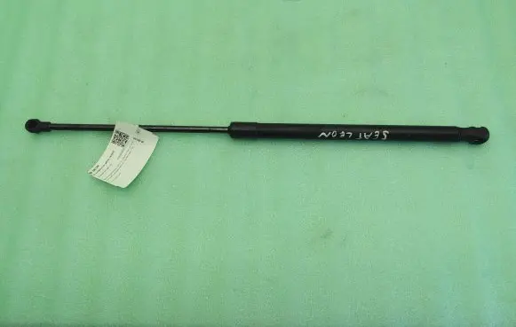 Seat Leon (1P) Tailgate/trunk strut/damper 1P0827550