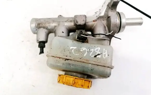 Subaru Forester SH Master brake cylinder