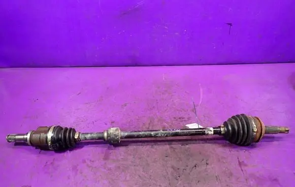 Toyota Yaris Front driveshaft 