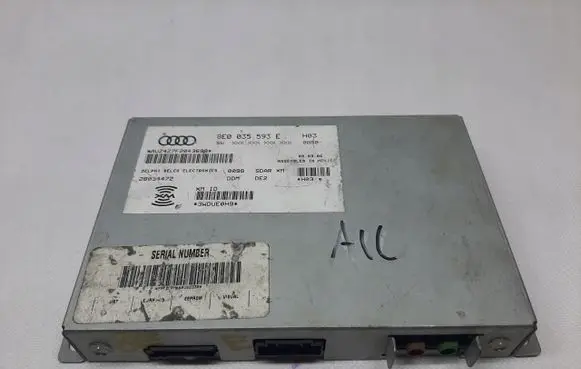 Volkswagen Golf V Other control units/modules 8E0035593E