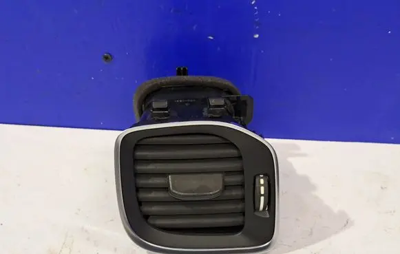 Volvo S60 Dashboard air vent grill cover trim 30791697