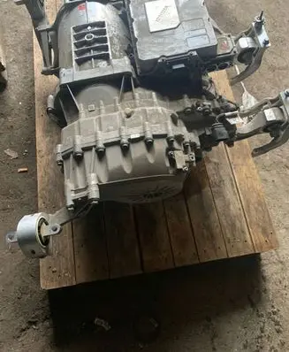 Porsche Taycan 9J1 Engine