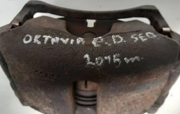 Skoda Octavia Mk3 (5E) Front brake caliper