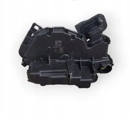 Volkswagen Touran III Front door lock 5TB837015A