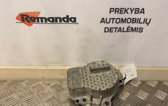 Toyota Prius+ (ZVW40) Water pump